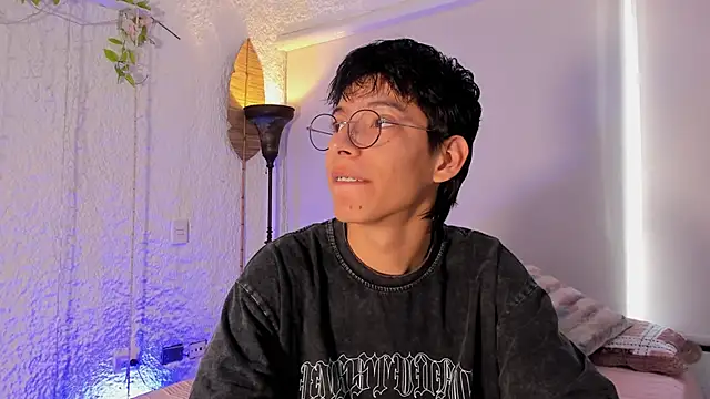 alexandersawyer online show from January 2025 08:13:02 PM