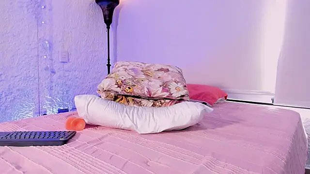 alexandersawyer online show from February 2025 11:55:02 AM