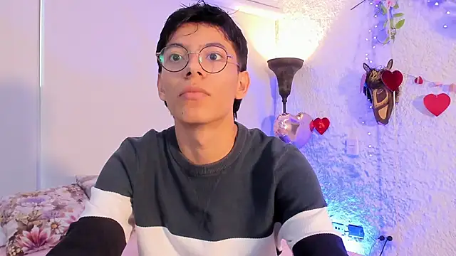 alexandersawyer online show from February 2025 11:38:02 AM