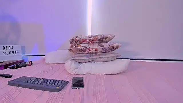 alexandersawyer online show from March 2025 03:13:02 PM