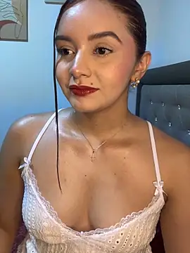 Melanyprada online show from May 2026 05:26:02 AM