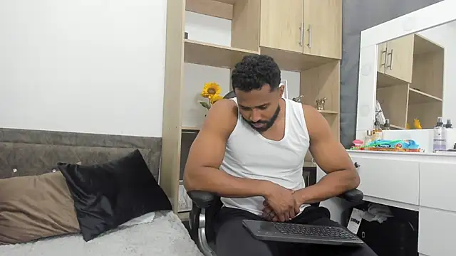 karsonmorris online show from October 2025 10:21:02 PM