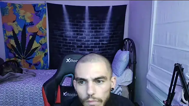 Snapshot of XMeF10 chatting on January 2025 11:19:01 PM XMeF10 online show from January 2025 11:19:01 PM