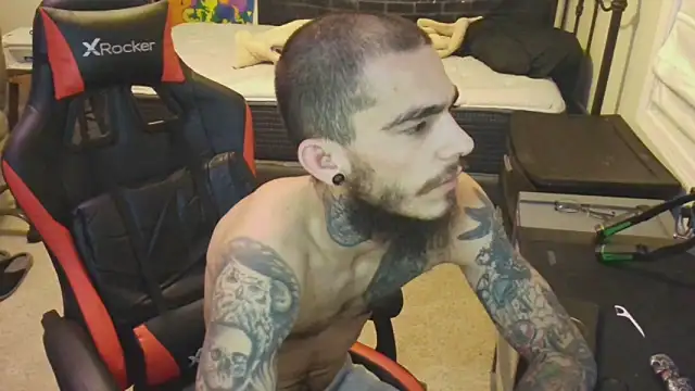 Snapshot of XMeF10 chatting on January 2025 12:00:01 PM XMeF10 online show from January 2025 12:00:01 PM