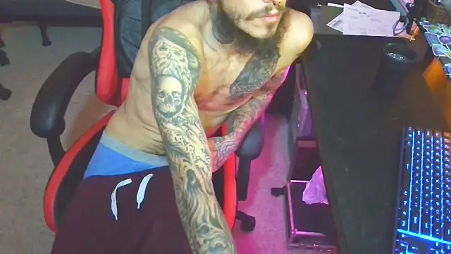 Snapshot of XMeF10 chatting on January 2025 03:20:01 AM XMeF10 online show from January 2025 03:20:01 AM