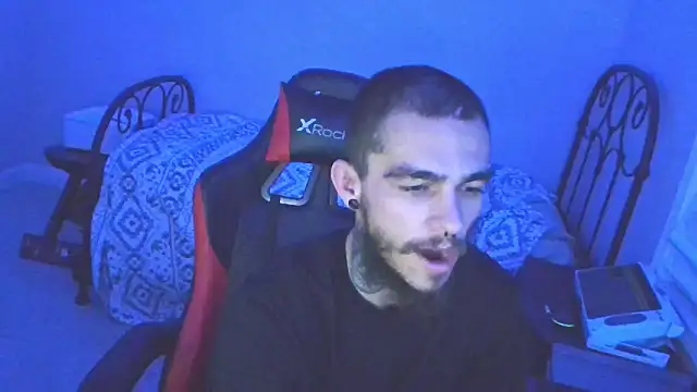 Snapshot of XMeF10 chatting on February 2025 11:51:02 AM XMeF10 online show from February 2025 11:51:02 AM