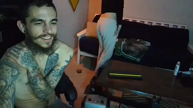 Snapshot of XMeF10 chatting on February 2025 07:33:01 AM XMeF10 online show from February 2025 07:33:01 AM