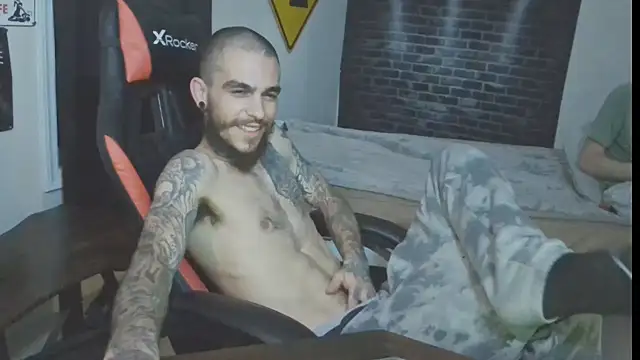 Snapshot of XMeF10 chatting on March 2025 02:21:02 AM XMeF10 online show from March 2025 02:21:02 AM