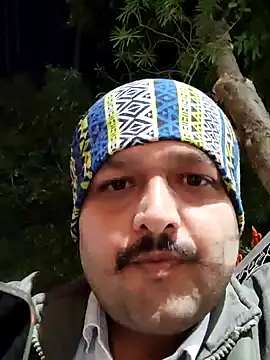 Snapshot of Akhil3290 chatting on January 2025 03:27:01 PM Akhil3290 online show from January 2025 03:27:01 PM