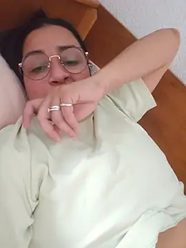paulinaDiaz1 online show from June 2026 01:04:02 PM
