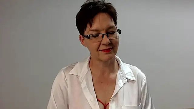 Snapshot of Sofie69Velvet chatting on January 2025 03:28:01 PM Sofie69Velvet online show from January 2025 03:28:01 PM