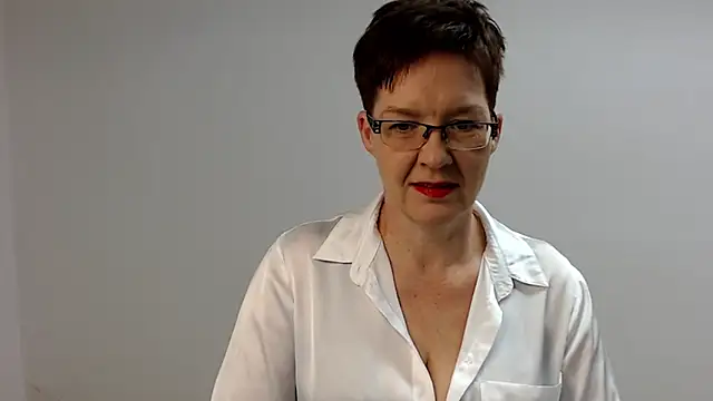 Snapshot of Sofie69Velvet chatting on February 2025 03:47:02 PM Sofie69Velvet online show from February 2025 03:47:02 PM