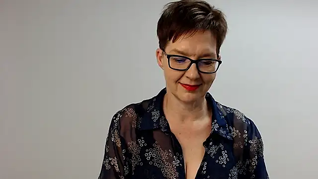 Snapshot of Sofie69Velvet chatting on February 2025 06:26:02 PM Sofie69Velvet online show from February 2025 06:26:02 PM