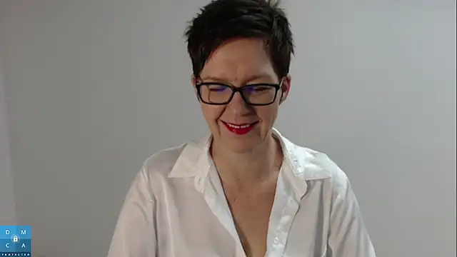 Snapshot of Sofie69Velvet chatting on December 2025 07:13:02 AM Sofie69Velvet online show from December 2025 07:13:02 AM
