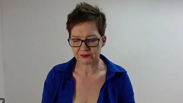 Snapshot of Sofie69Velvet chatting on February 2026 03:18:02 PM Sofie69Velvet online show from February 2026 03:18:02 PM