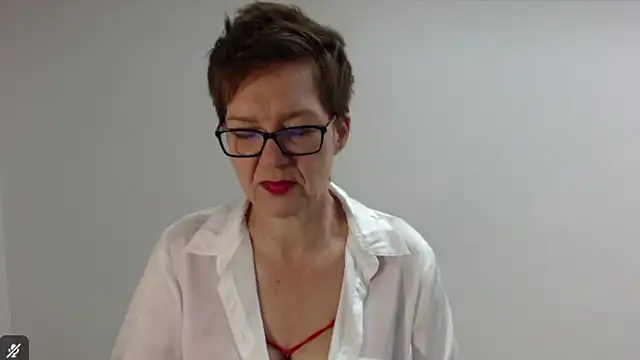 Snapshot of Sofie69Velvet chatting on March 2026 03:24:02 AM Sofie69Velvet online show from March 2026 03:24:02 AM