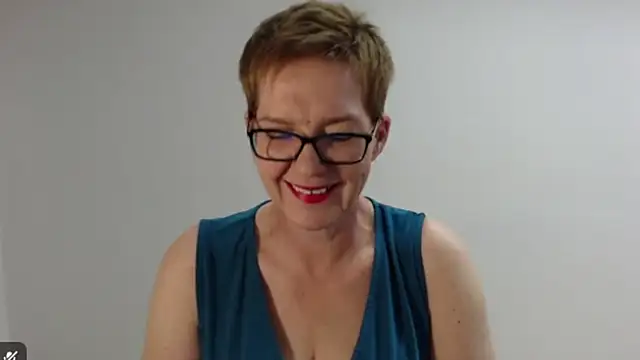 Snapshot of Sofie69Velvet chatting on April 2026 02:11:02 PM Sofie69Velvet online show from April 2026 02:11:02 PM