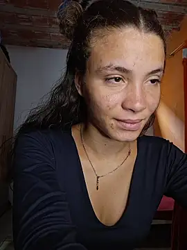 Snapshot of HelenHoltz chatting on March 2026 04:01:02 PM HelenHoltz online show from March 2026 04:01:02 PM