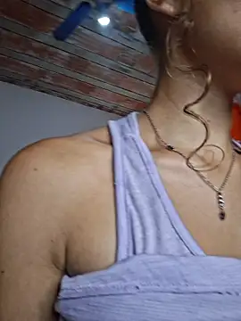 Snapshot of HelenHoltz chatting on March 2026 02:42:02 PM HelenHoltz online show from March 2026 02:42:02 PM