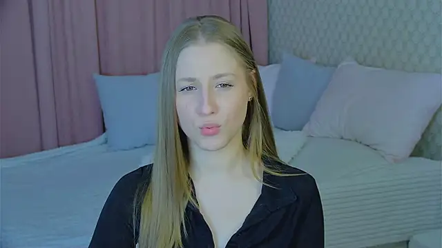 BritneyCruze online show from February 2025 08:06:02 AM