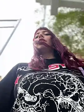 Snapshot of Alicia_barbie chatting on April 2026 09:43:01 PM Alicia barbie online show from April 2026 09:43:01 PM