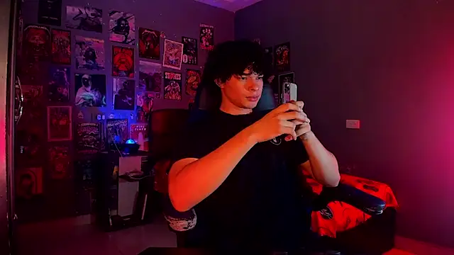 Snapshot of soy_ian_ chatting on February 2025 01:45:02 AM soy ian online show from February 2025 01:45:02 AM