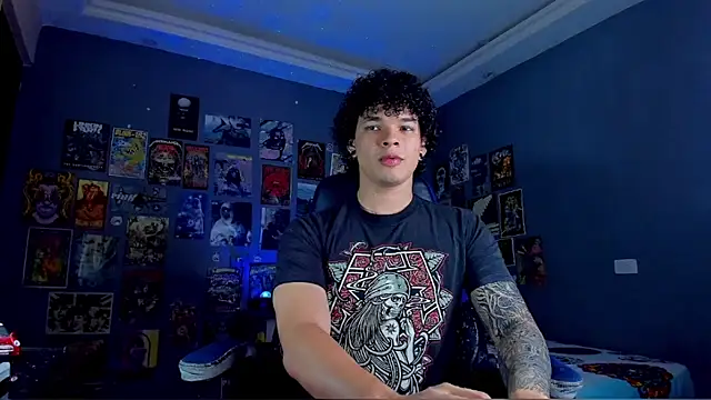 Snapshot of soy_ian_ chatting on September 2025 12:33:01 AM soy ian online show from September 2025 12:33:01 AM
