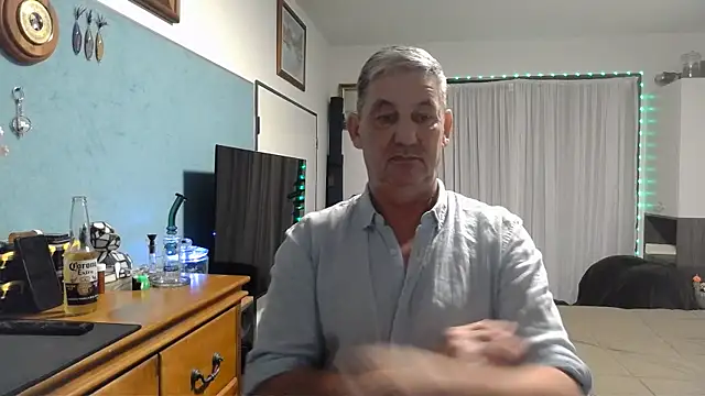 Snapshot of ChunkyMonkey007 chatting on December 2024 09:06:02 AM ChunkyMonkey007 online show from December 2024 09:06:02 AM