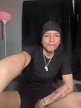 plutomf online show from May 2026 12:40:02 AM
