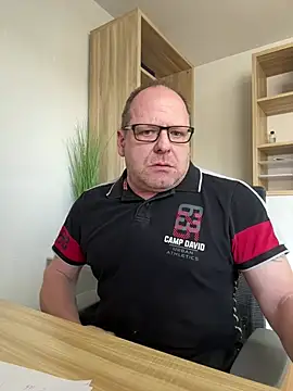 Snapshot of coupleLatinaLovers chatting on March 2025 11:55:02 AM coupleLatinaLovers online show from March 2025 11:55:02 AM