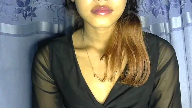 Snapshot of jassi-just18 chatting on December 2024 07:18:01 PM jassi-just18 online show from December 2024 07:18:01 PM