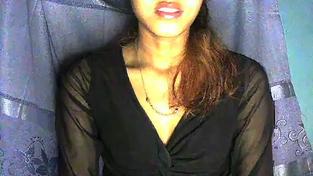 Snapshot of jassi-just18 chatting on December 2024 04:30:01 PM jassi-just18 online show from December 2024 04:30:01 PM