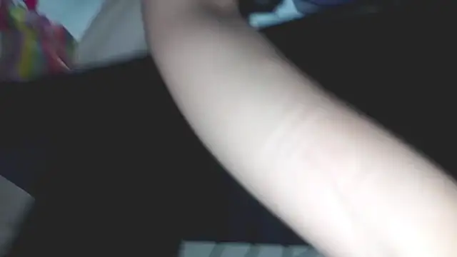 Snapshot of PetiteIvoryQueen19 chatting on February 2025 05:08:01 AM PetiteIvoryQueen19 online show from February 2025 05:08:01 AM