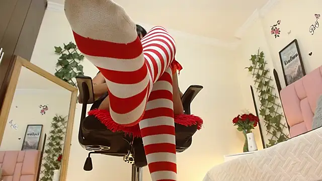 Snapshot of isabela_ferrer_ chatting on January 2025 04:19:01 PM isabela ferrer online show from January 2025 04:19:01 PM