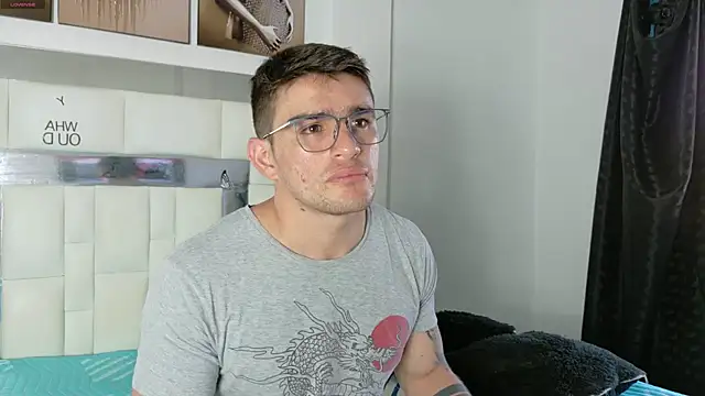 Sexy Alejandro  online show from January 2025 12:49:02 PM