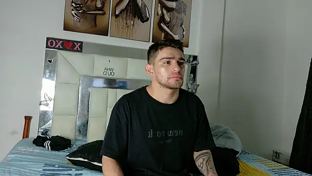 Sexy Alejandro  online show from February 2025 11:51:01 AM