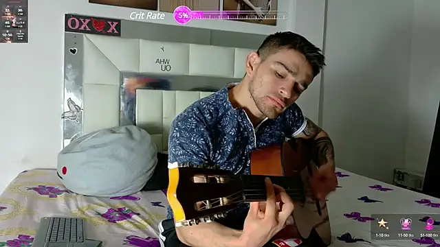 Sexy Alejandro  online show from February 2025 11:20:02 AM