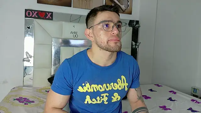 Sexy Alejandro  online show from March 2025 11:34:02 AM