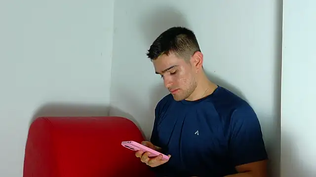 Sexy Alejandro  online show from May 2026 06:15:02 PM