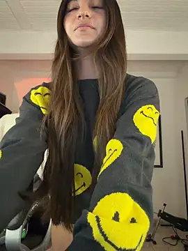 aly golden  online show from April 2026 05:21:02 PM