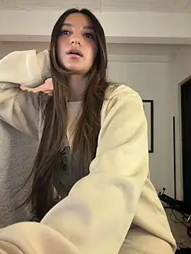aly golden  online show from May 2026 10:26:01 PM