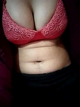 Snapshot of Shanvi_Tyagi chatting on December 2024 01:36:01 AM Shanvi Tyagi online show from December 2024 01:36:01 AM