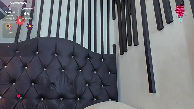 Snapshot of Kenia_Fox chatting on February 2025 04:26:01 AM Kenia Fox online show from February 2025 04:26:01 AM