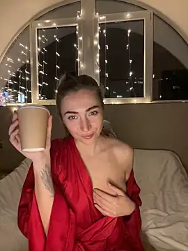 kira proxima 02 online show from December 2024 04:04:02 PM