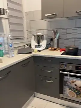 Porcella96 online show from September 2025 09:15:01 PM