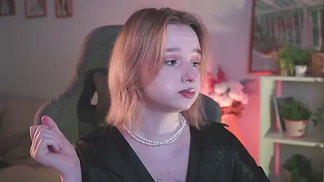 AdeleLoomis online show from December 2024 05:54:02 PM