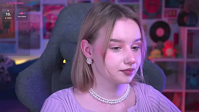 AdeleLoomis online show from December 2024 11:30:01 PM