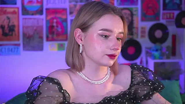 AdeleLoomis online show from December 2024 11:17:02 PM