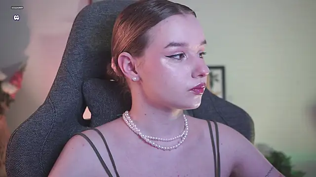 AdeleLoomis online show from December 2024 05:22:02 PM