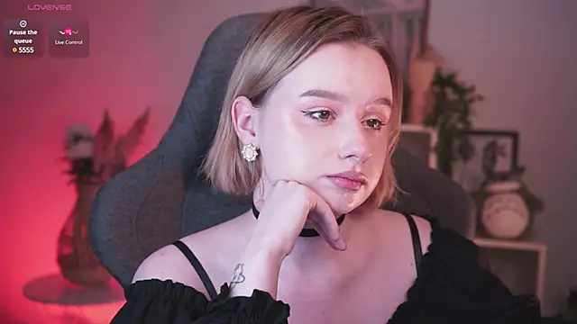 AdeleLoomis online show from January 2025 12:49:01 AM